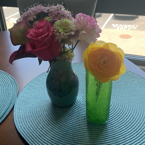 Crate & Barrel - Green Glass Cabo Bud Vase (NWT) - Picture 1 of 11